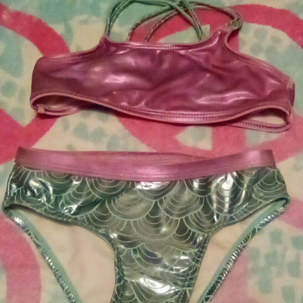 Shiny mermaid bikini swimsuit 4T
